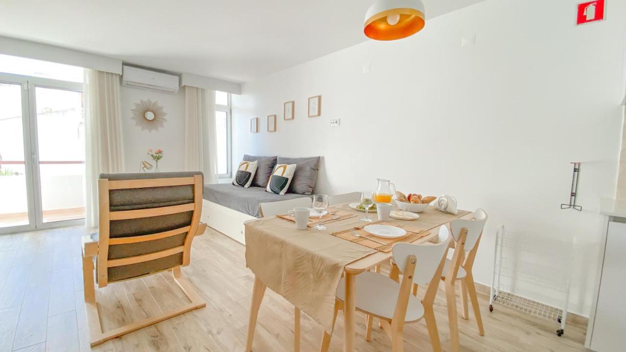 Magnifico Apartamento A 35M Da Praia - Apart. Isa 阿尔布费拉 外观 照片